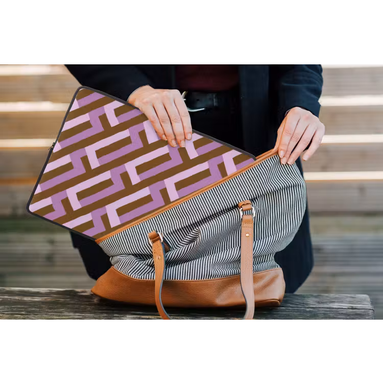 Laptophoes - Bruin - Roze - Geometrisch - Meander - Patroon — 4