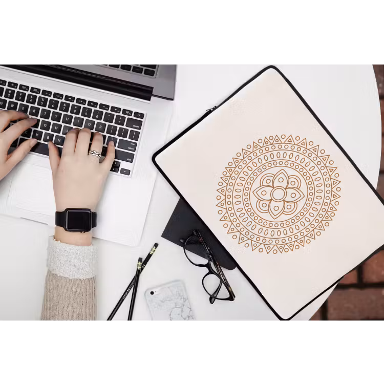 Laptophoes - Mandala - Geometrisch - Abstract - Oosters - Bruin — 3