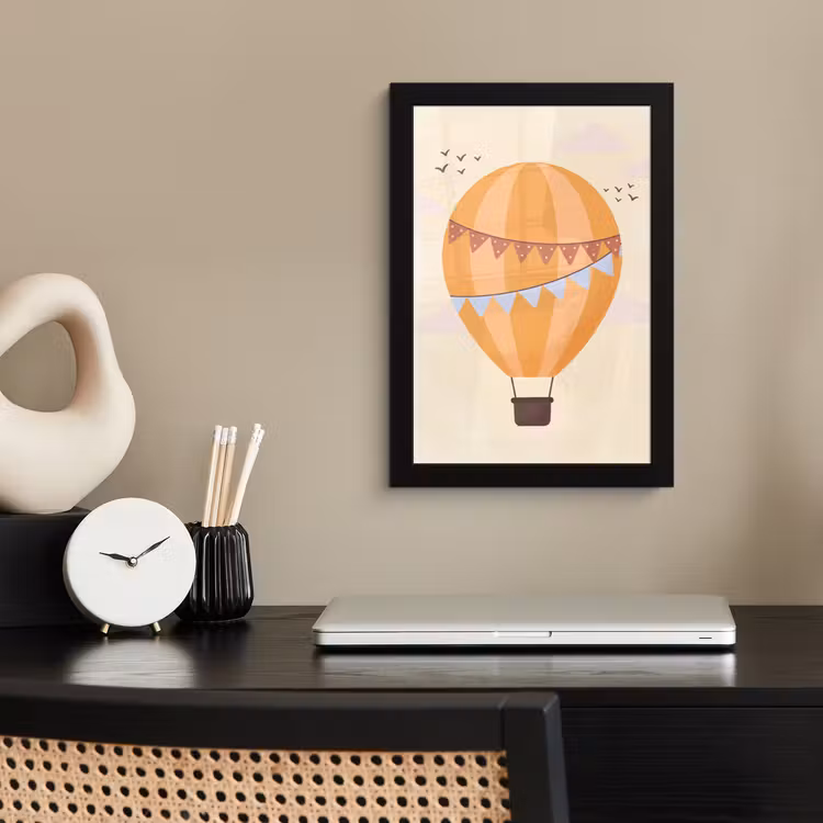 Poster met lijst - Luchtballon - Slingers - Avontuur - Illustratie - Oranje — 2
