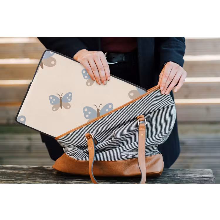 Laptophoes - Insect - Vlinderpatroon - Abstract - Blauw - Beige — 4