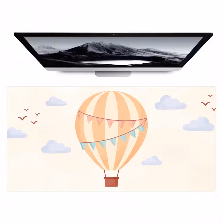 Bureau onderlegger - Luchtballon - Wolken - Illustratie - Zacht - Kinderkamer — 1