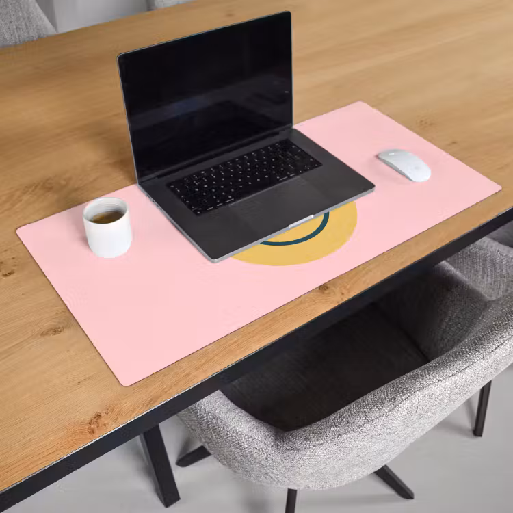 Bureau onderlegger - Smiley - Geel - Roze - Symbool - Minimalistisch — 3