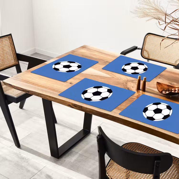 Placemat - 6 stuks - Voetbal - Zwart-wit - Sport - Illustratie - Blauw — 5