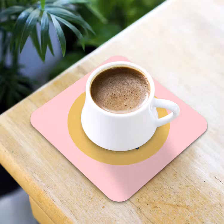 Onderzetter​ - Smiley - Geel - Roze - Symbool - Minimalistisch — 3