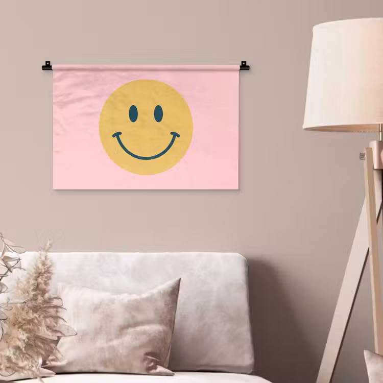Wandkleed - Smiley - Geel - Roze - Symbool - Minimalistisch — 2