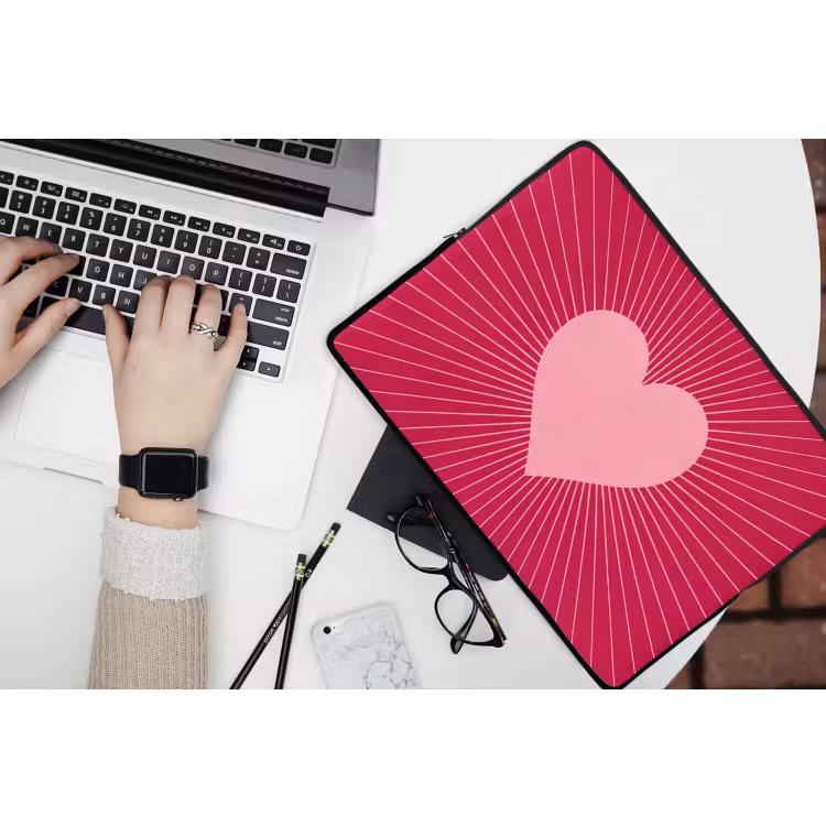 Laptophoes - Hart - Stralen - Liefde - Abstract - Roze — 3