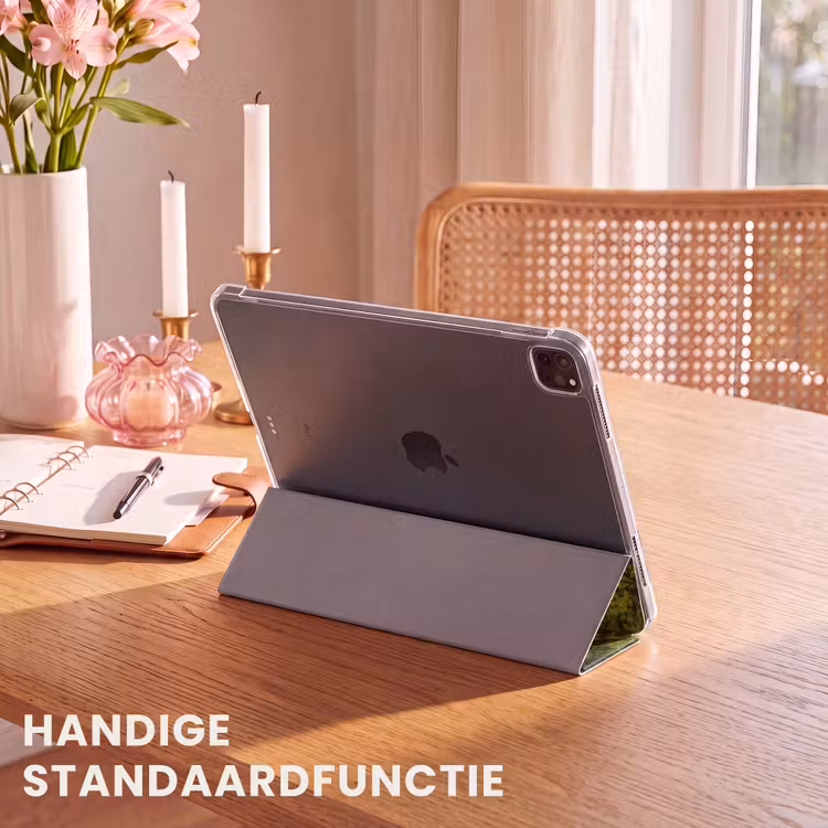 iPad hoes - Doorkijk - Poort - Hortensia - Bloementuin — 3