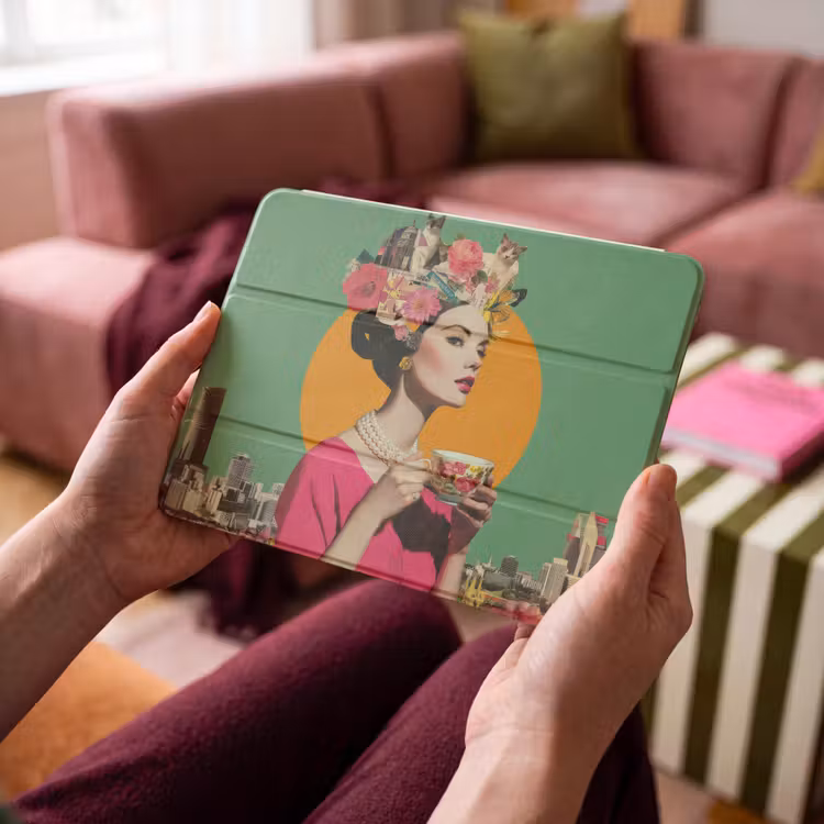 iPad hoes - Retro - Vrouw - Stad - Zon — 4