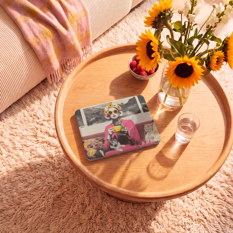 iPad hoes - Vrouw - Kat - Bloemen - Kopje - Retro — 2