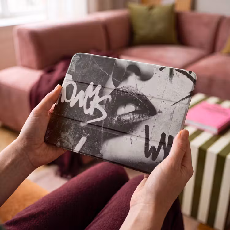 iPad hoes - Gezicht - Mond - Graffiti - Zwart — 4
