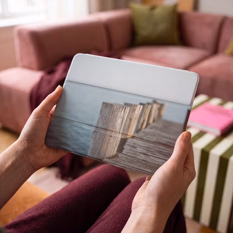 iPad hoes - Houten steiger - Helderblauwe lucht — 4