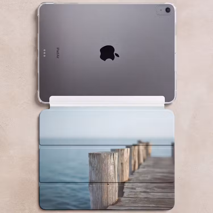 iPad hoes - Houten steiger - Helderblauwe lucht — 6