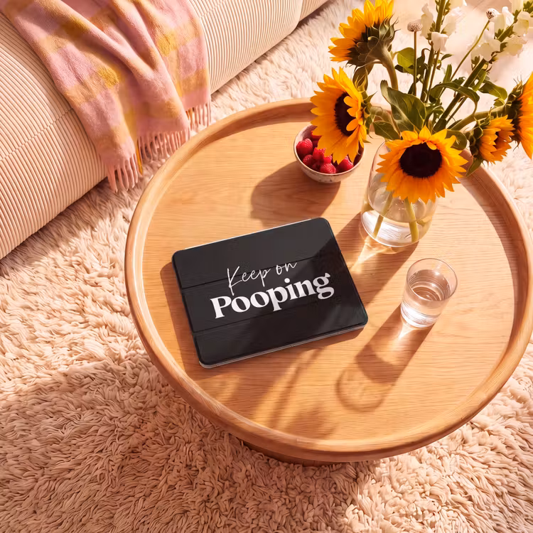 iPad hoes - Quote - Keep on pooping - Zwart - Spreuken — 2