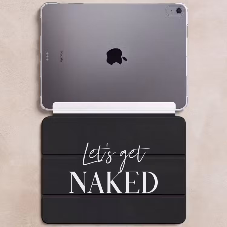 iPad hoes - Quotes - Let's get naked - Zwart - Spreuk — 6