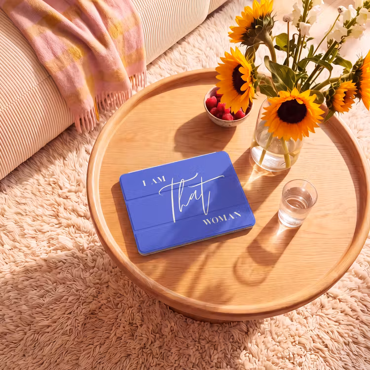iPad hoes - Blauw - I am that woman - Sierlijk - Minimalistisch — 2