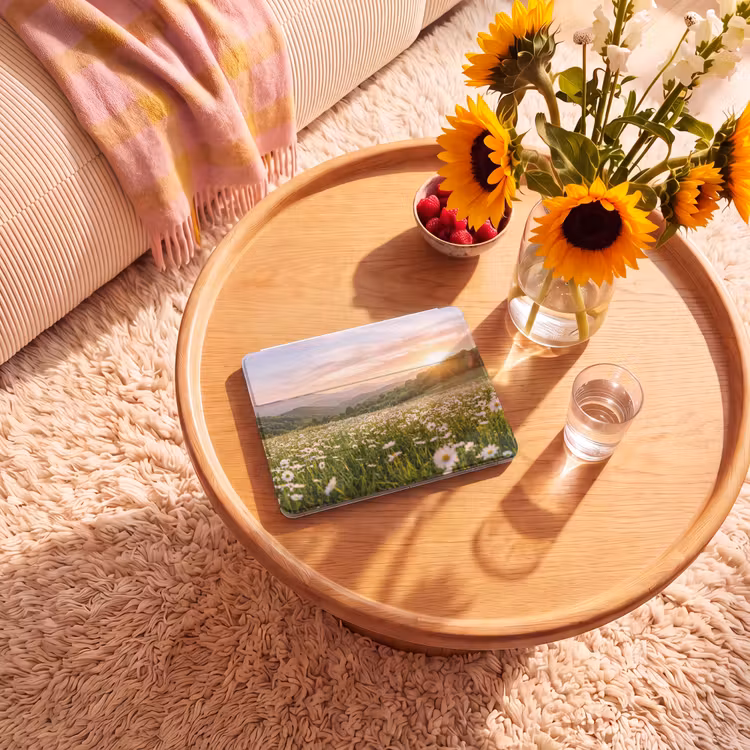 iPad hoes - Madelief - Veld - Heuvels - Groen — 2