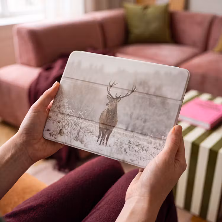 iPad hoes - Edelhert - Bos - Sneeuw - Winter - Majestueus — 4