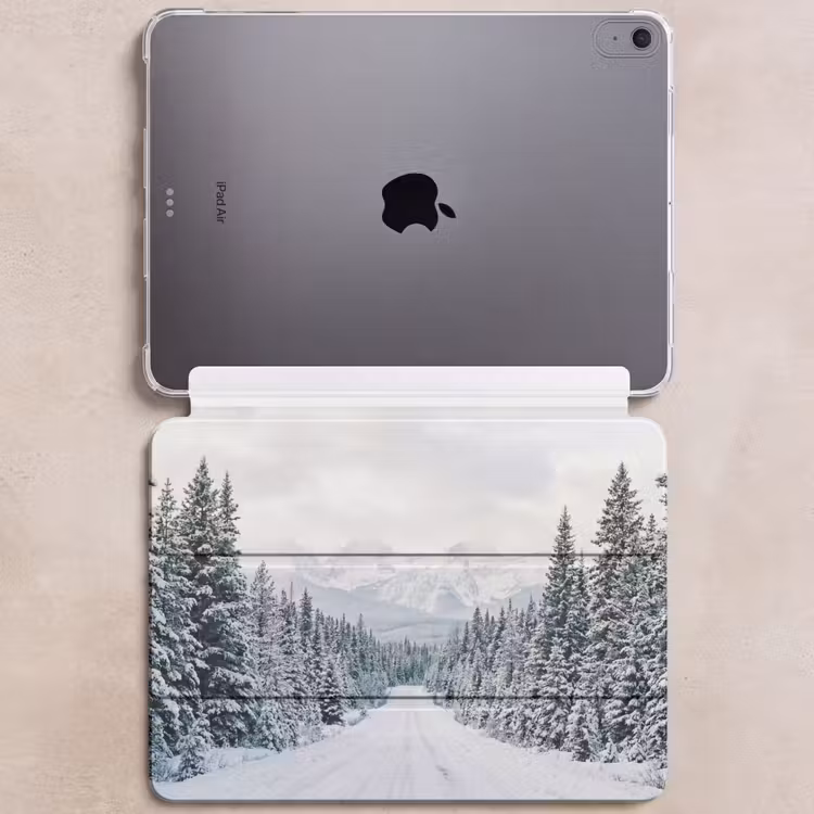 iPad hoes - Weg - Sneeuw - Naaldbos - Winter - Avontuurlijk — 6