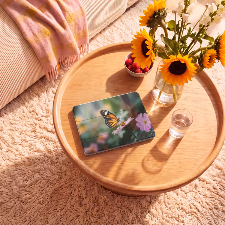 iPad hoes - Roze bloemen - Vlinder - Zachte focus — 2