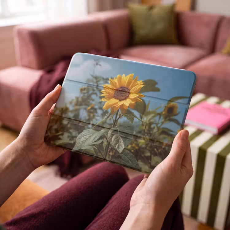 iPad hoes - Zonnebloemen - Helderblauwer lucht - Gras — 4