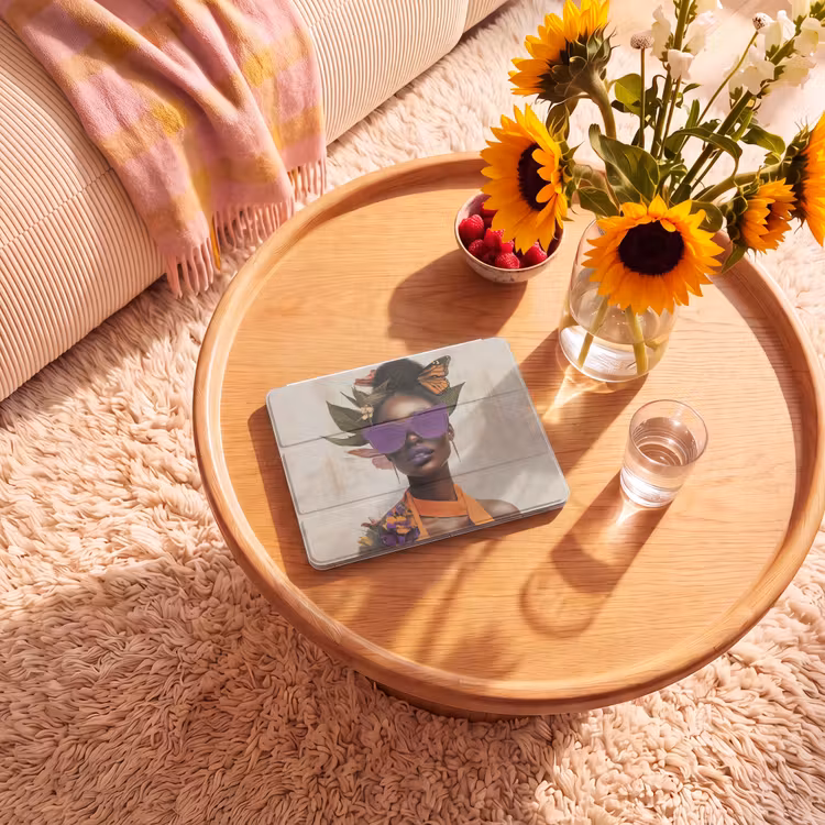 iPad hoes - Vrouw - Zonnebril - Vlinder - Bloemen — 2