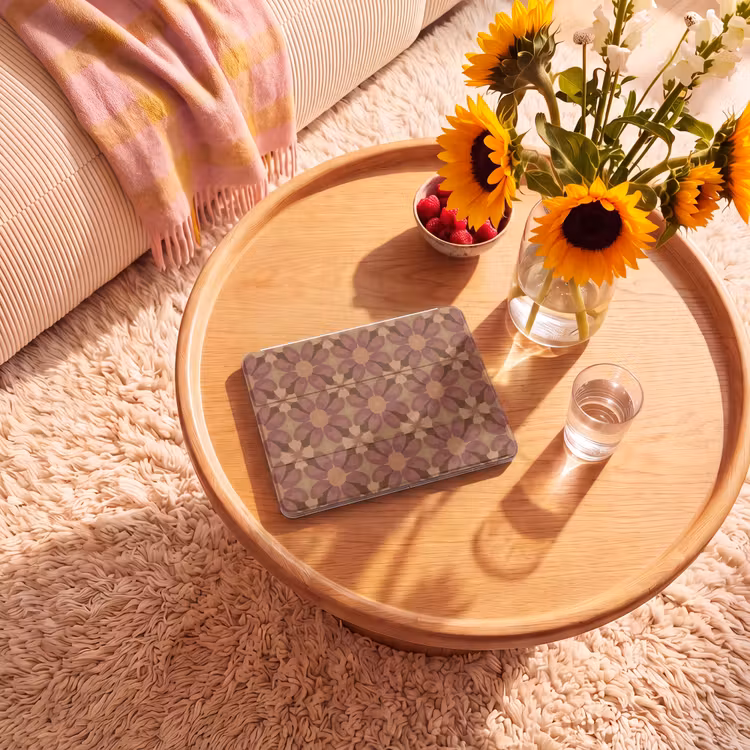 iPad hoes - Retro - Bloemen - Bruin — 2