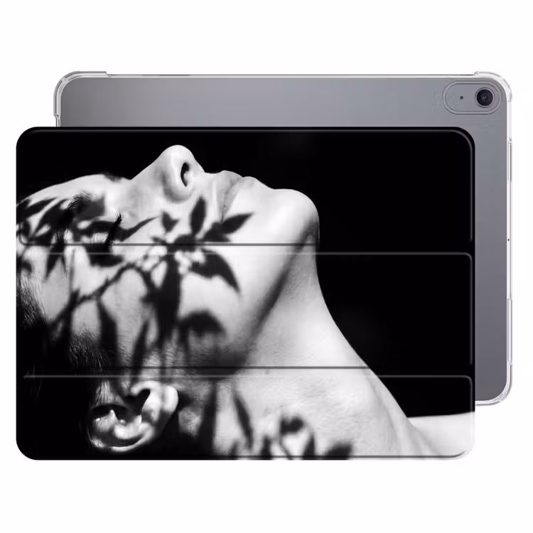 iPad hoes - Gezicht - Schaduw - Bladeren - Zwart - Wit - Intiem — 1