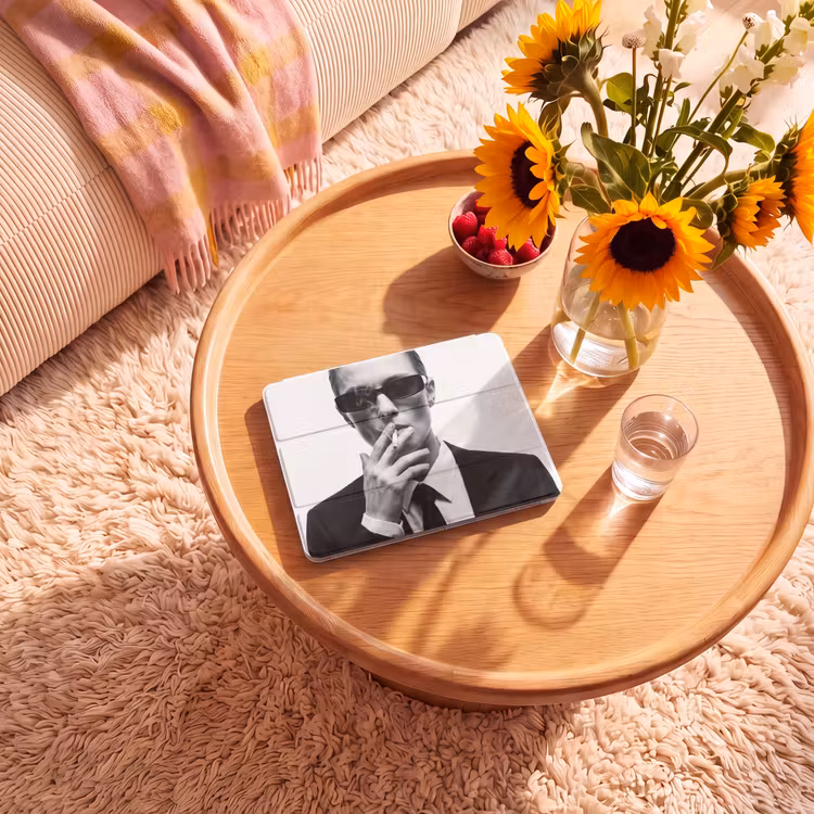 iPad hoes - Portret - Pak - Roken - Zwart - Wit - Stoer — 2