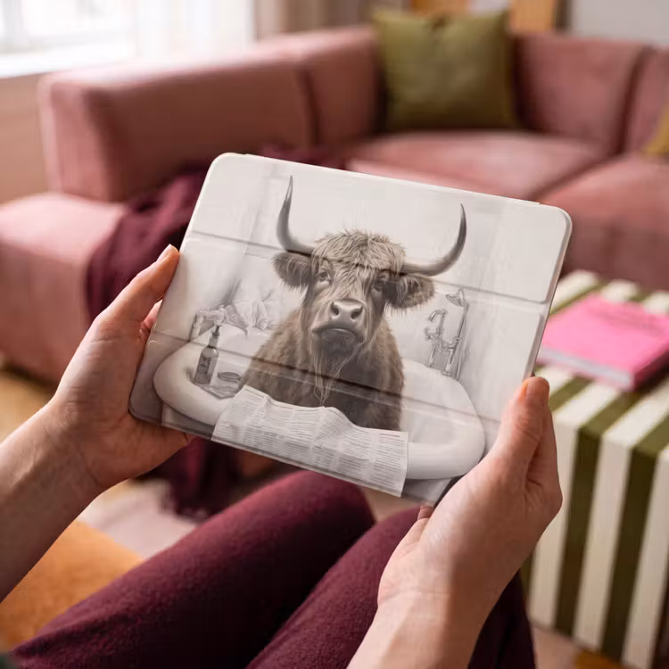 iPad hoes - Schotse hooglander - Badkuip - Badkamer - Krant — 4