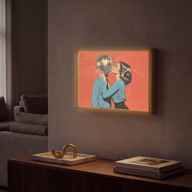 Lightbox - Wandlamp - Vrouw - Retro - Discobal - Kus — 2