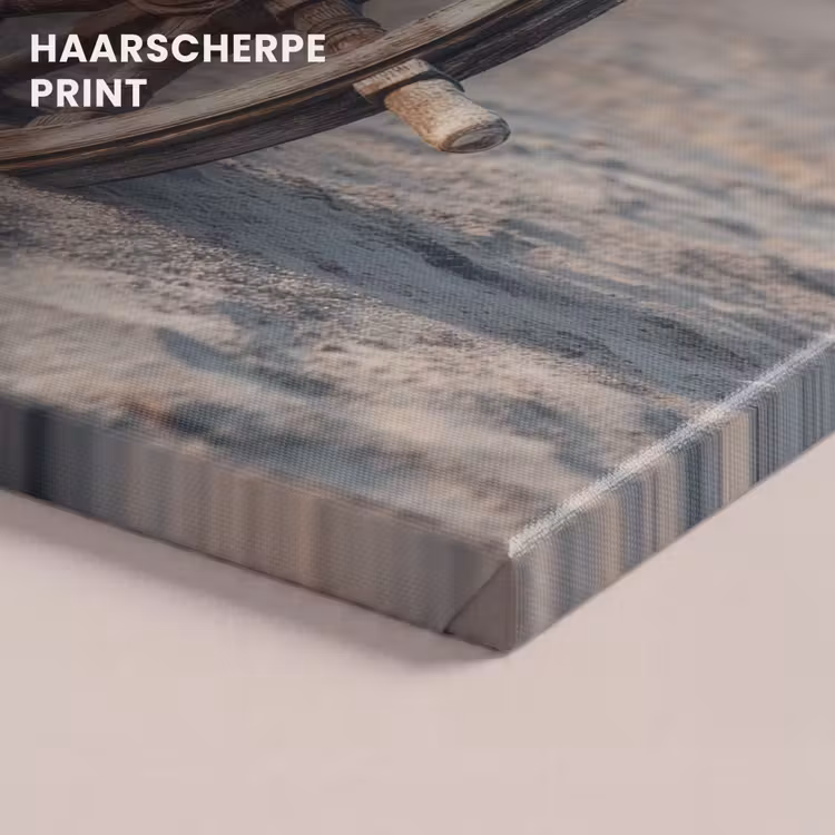 Canvas schilderij - Houten Stuurwiel in Zand — 5