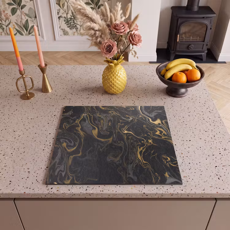 Inductie beschermer - Gouden Rivieren in Zwart Marmer — 2