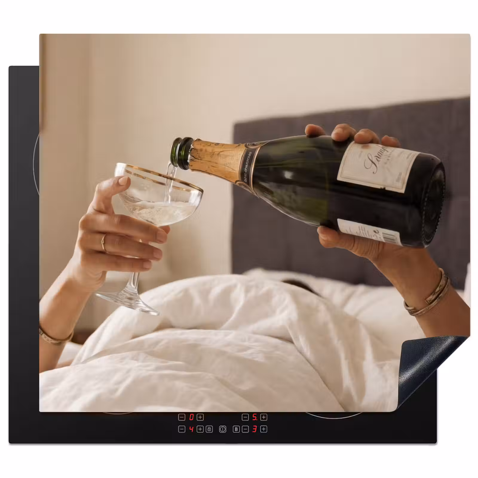 Inductie beschermer - Champagne - Bed - Bubbels — 1