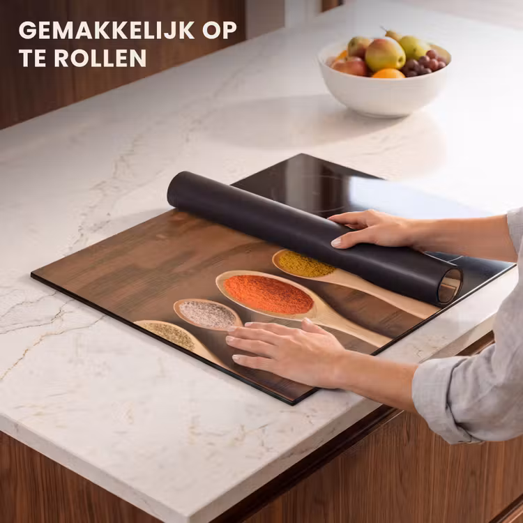 Inductie beschermer - Gemalen Specerijen in Houten Lepels — 7