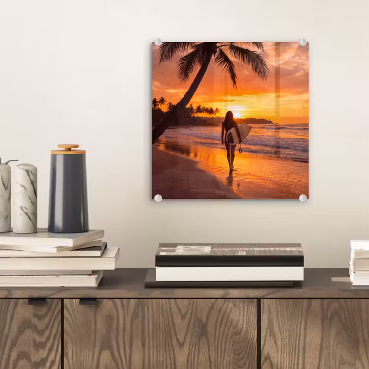 Glas schilderij - Vrouw - Surfplank - Strand - Zonsondergang - Oranje — 2