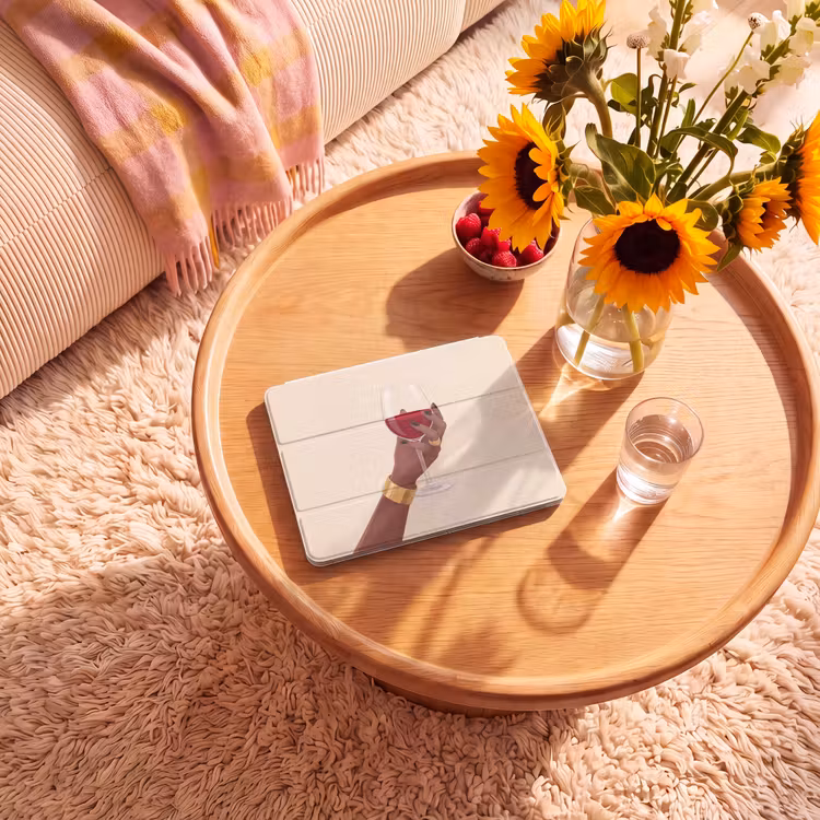 iPad hoes - Vrouw - Wijn - Glas - Illustratie - Rood — 2
