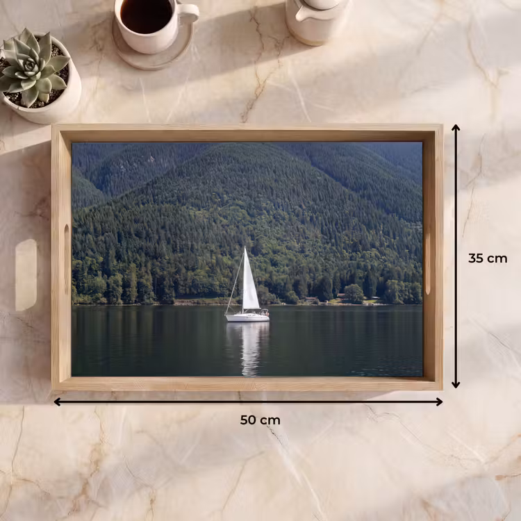 Dienblad - Zeilboot - Water - Bergen - Natuur - Groen — 9