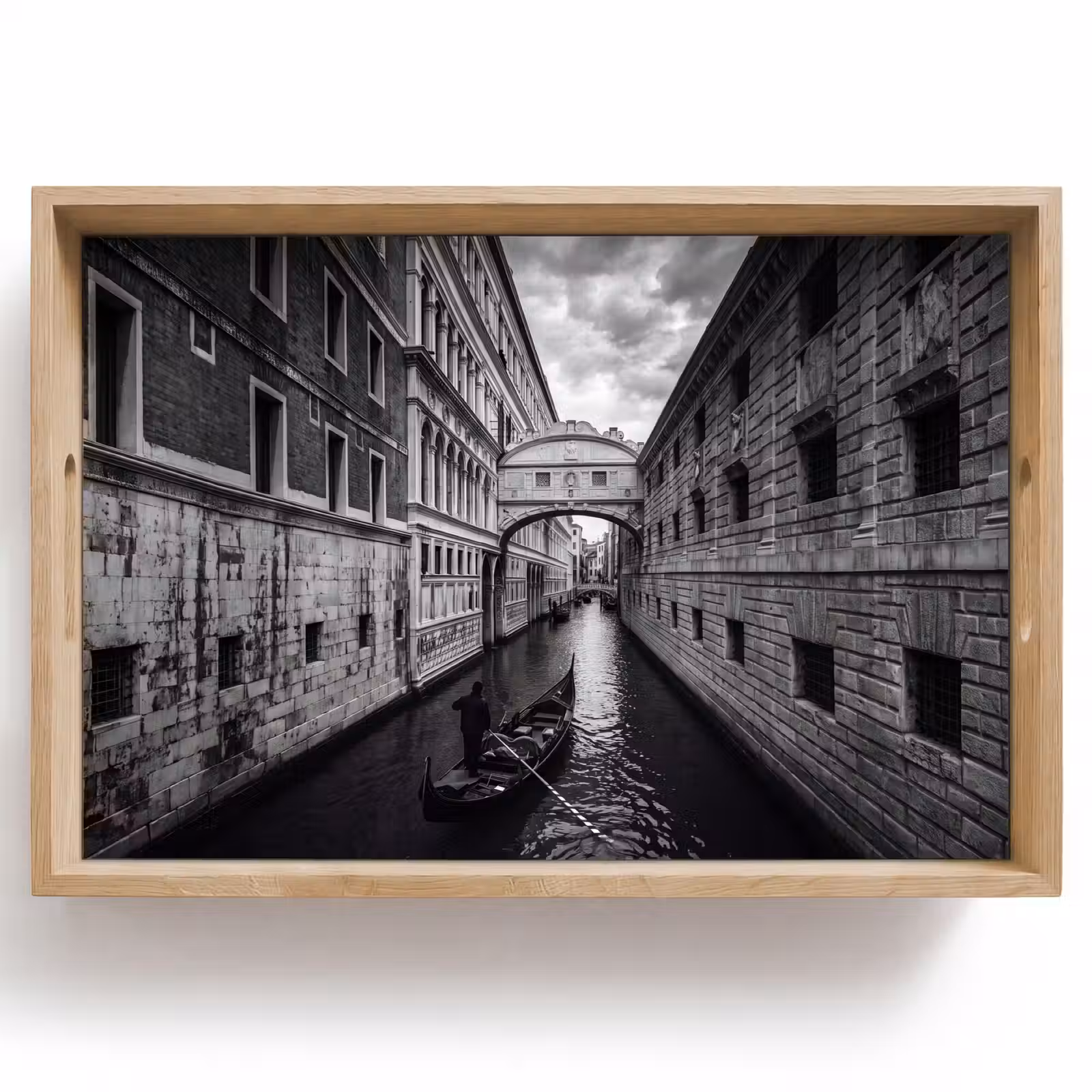 Dienblad - Boot - Waterweg - Stad - Zwart-wit - Architectuur — 1