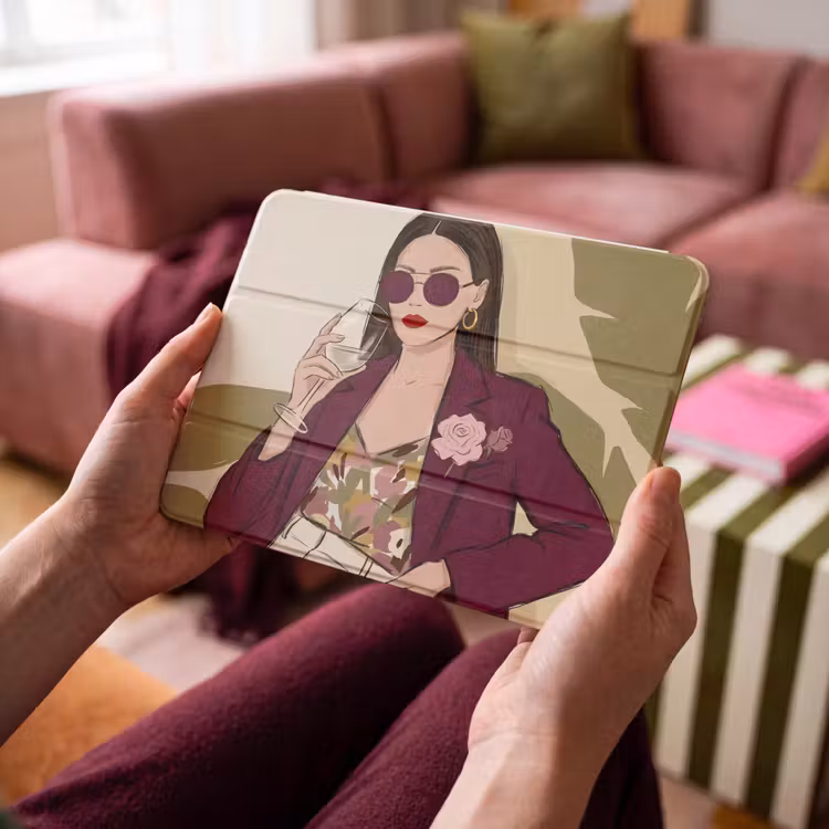 iPad hoes - Vrouw - Wijn - Portret - Mode - Modern — 4