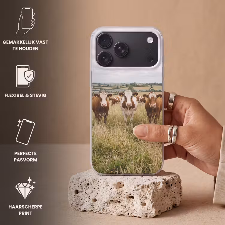 Telefoonhoesje Softcase - Koeien - Portret - Weide - Boerderij - Nieuwsgierig — 4