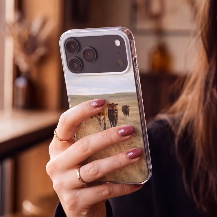 Telefoonhoesje Softcase - Runderen - Kudde - Landschap - Weide - Rustig — 2