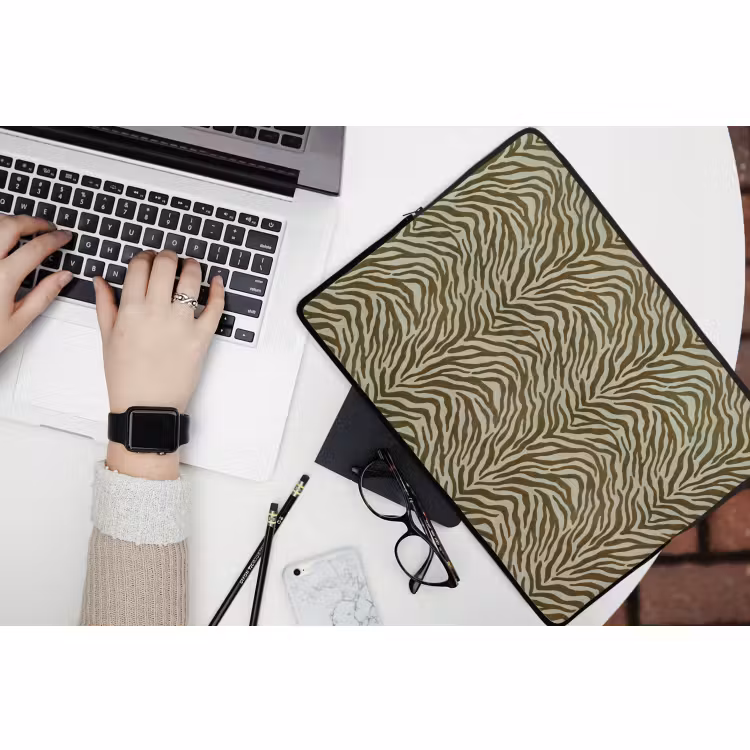 Laptophoes - Zebramotief - Groen - Modern — 3