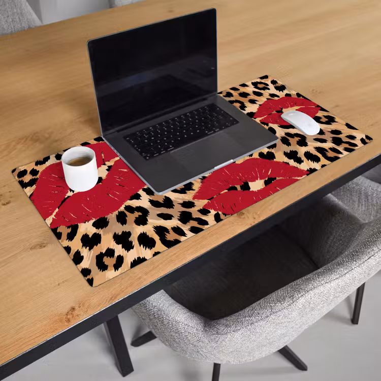Bureau onderlegger - Kusafdruk - Dierenprint - Rood — 3