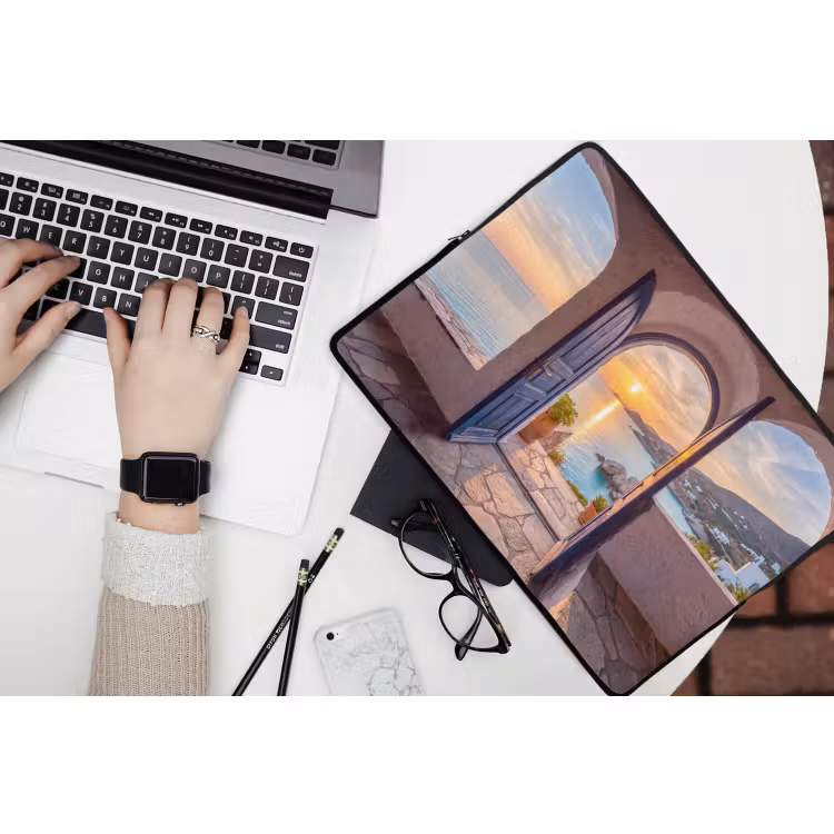 Laptophoes - Open deur - Zee — 3