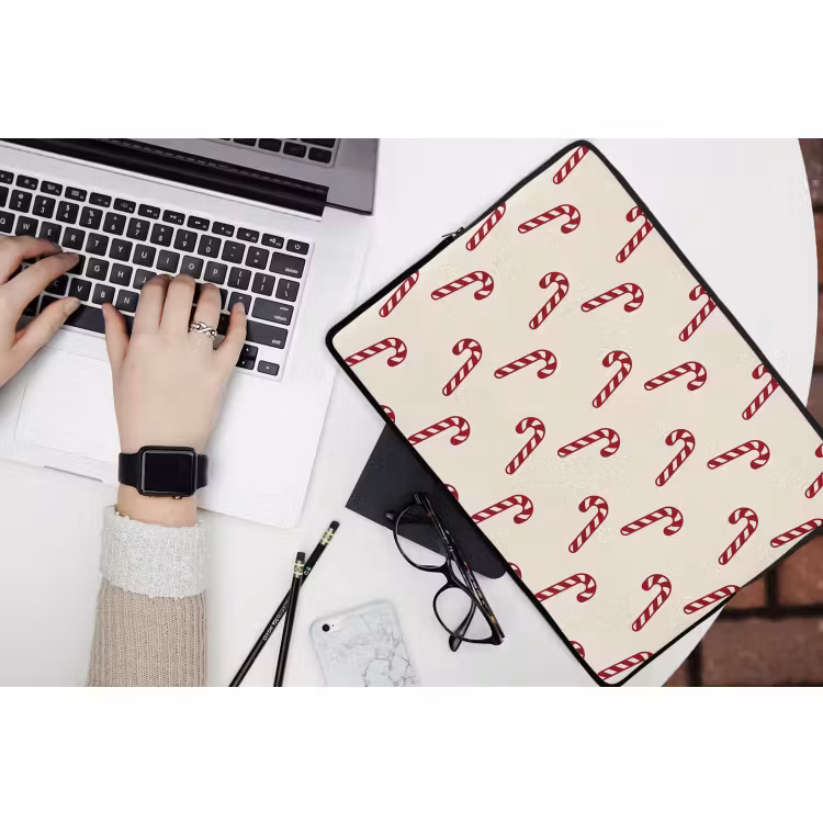 Laptophoes - Kerst - Rood - Crème - Zuurstok — 3