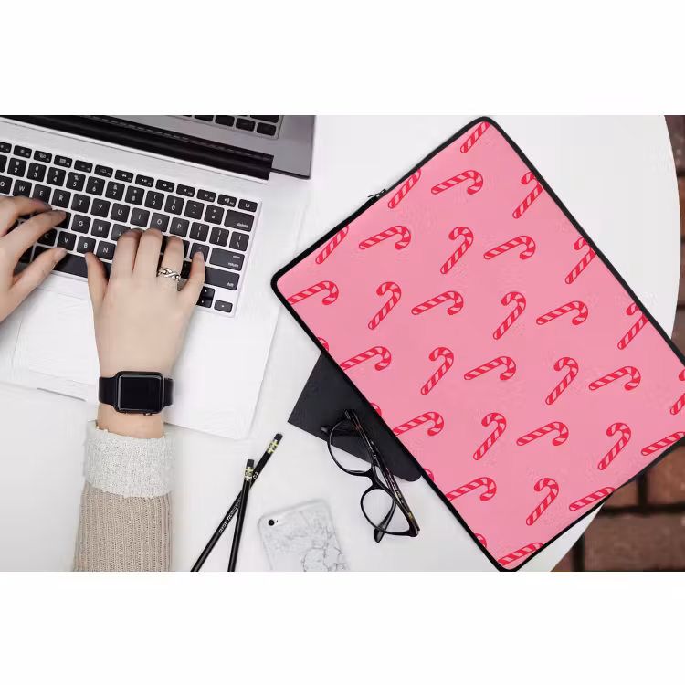 Laptophoes - Kerst - Rood - Roze - Zuurstok — 3