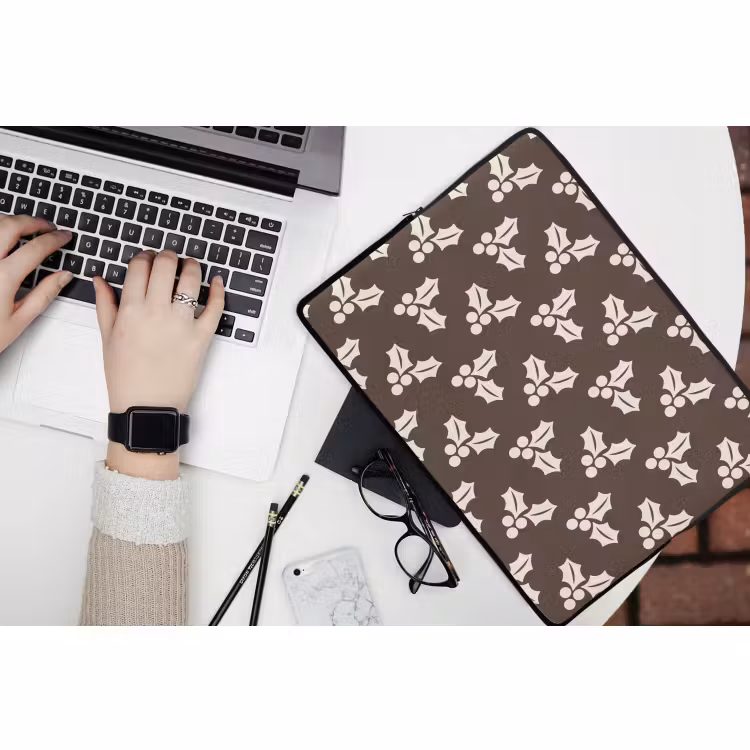 Laptophoes - Hulst - Bruin - Kerst — 3