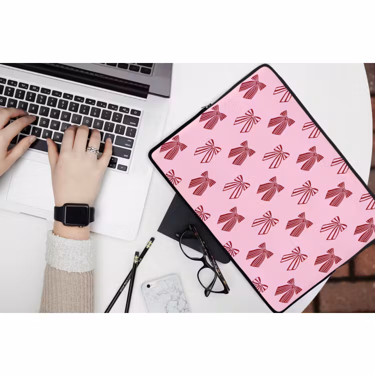 Laptophoes - Strikken - Kerst - Roze - Burgundy — 3