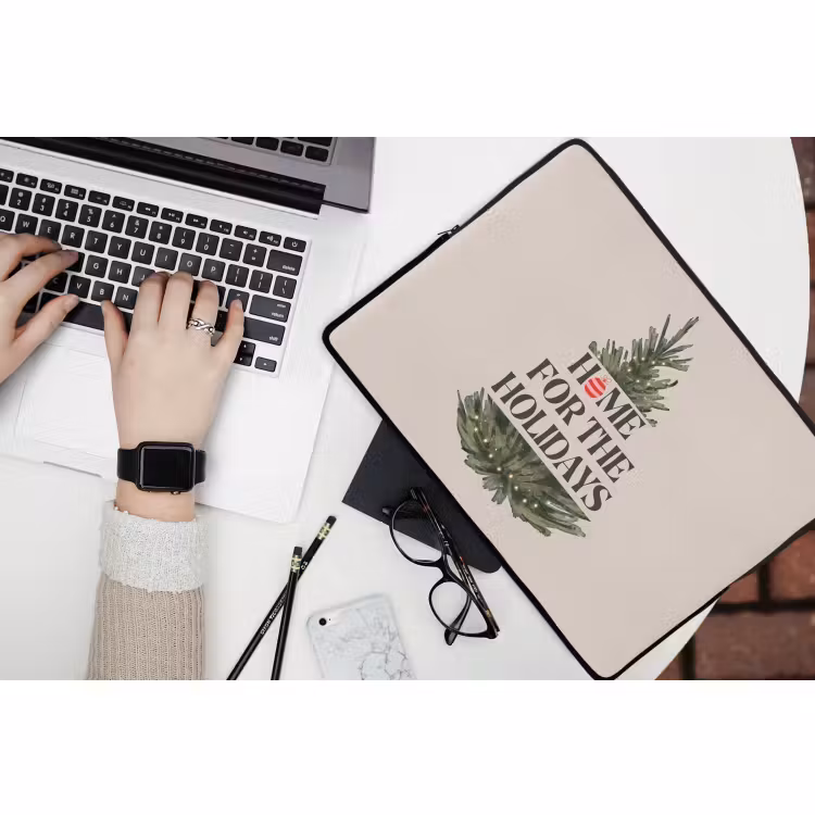 Laptophoes - Kerst - Tekst - Kerstboom - Beige — 3