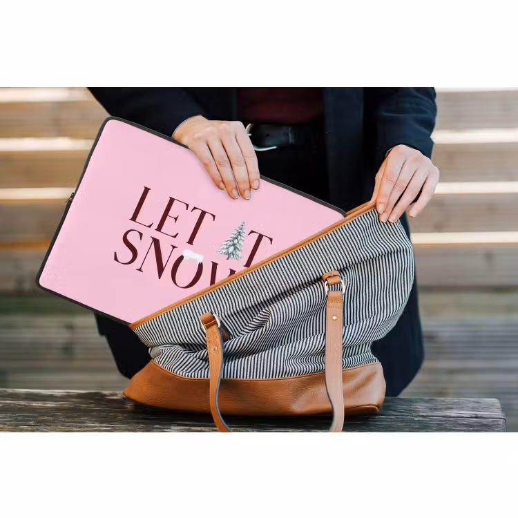 Laptophoes - Kerst - Tekst - Sneeuw - Roze — 4